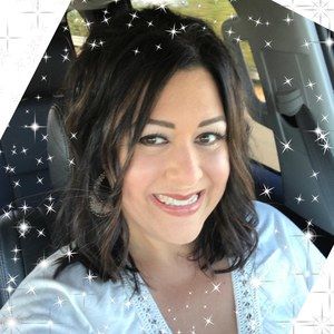 Meet your Posher, Lauri